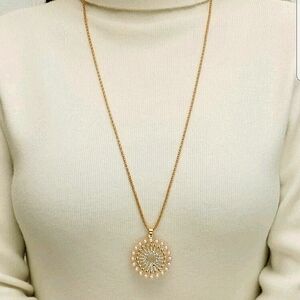 Faux Pearl Round Charm Necklace